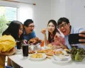 Jangan Keasyikan! Perhatikan 4 Hal Ini Saat Bukber Supaya Tidak Mengurangi Pahala Puasa