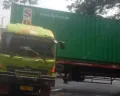Kecelakaan di Tanjakan Silayur, Truk Kontainer Melintang di Jalan Gara-gara Tak Kuat Nanjak