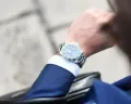 Karakter Orang yang Suka Memakai Jam di Tangan Kiri, Benarkah Sosok yang Perfeksionis?