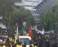 Ratusan Mahasiswa di Semarang Gelar Aksi Demo Evaluasi Kinerja Jokowi, Tuntut Reformasi Hukum dan Ekonomi